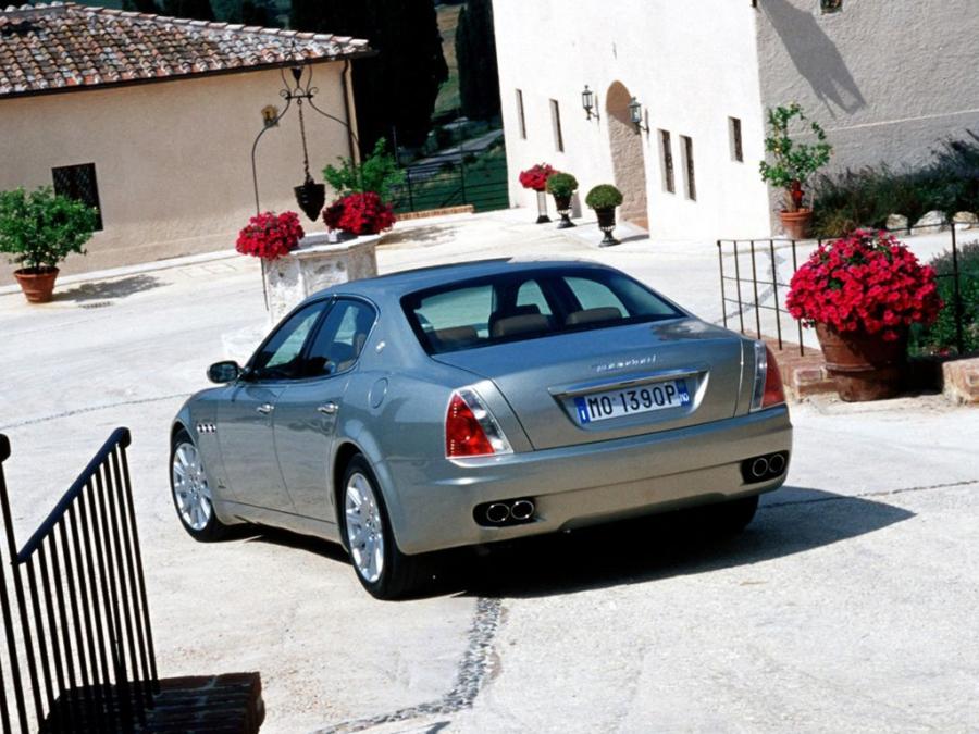  Maserati Quattroporte 2004 года  (фото 46 из 67)